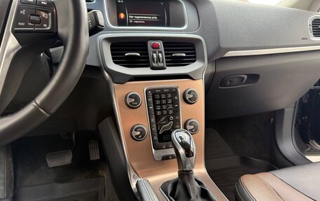 Volvo V40 Cross Country I, 2015 год, 2 690 000 рублей, 9 фотография