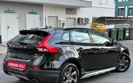 Volvo V40 Cross Country I, 2015 год, 2 690 000 рублей, 3 фотография