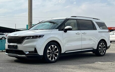 KIA Carnival, 2021 год, 3 050 000 рублей, 2 фотография