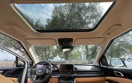 KIA Carnival, 2021 год, 3 050 000 рублей, 14 фотография