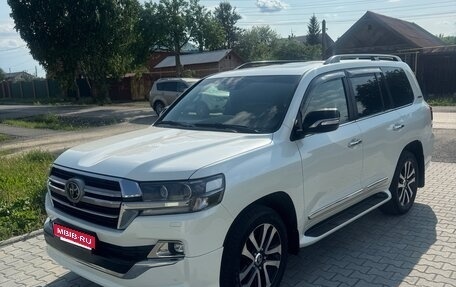 Toyota Land Cruiser 200, 2019 год, 9 490 000 рублей, 4 фотография