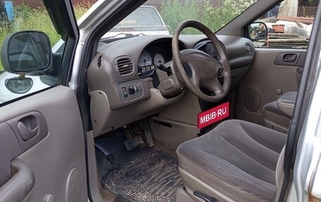 Chrysler Voyager IV, 2002 год, 190 000 рублей, 4 фотография