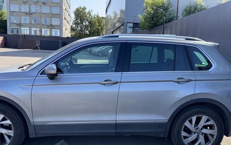 Volkswagen Tiguan II, 2021 год, 2 700 000 рублей, 4 фотография