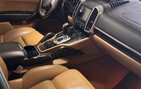 Porsche Cayenne III, 2011 год, 2 400 000 рублей, 6 фотография