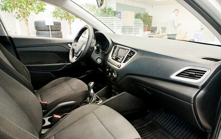 Hyundai Solaris II рестайлинг, 2019 год, 1 240 000 рублей, 15 фотография
