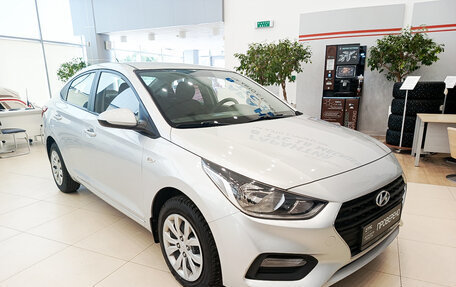 Hyundai Solaris II рестайлинг, 2019 год, 1 240 000 рублей, 7 фотография