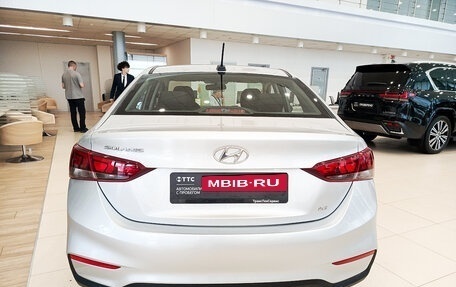 Hyundai Solaris II рестайлинг, 2019 год, 1 240 000 рублей, 10 фотография