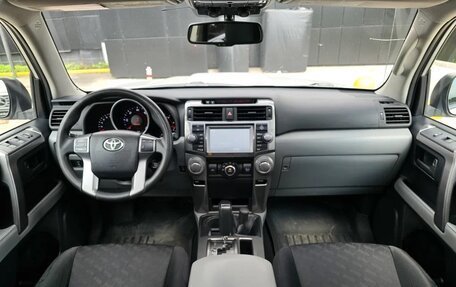 Toyota 4Runner V, 2010 год, 2 700 000 рублей, 6 фотография