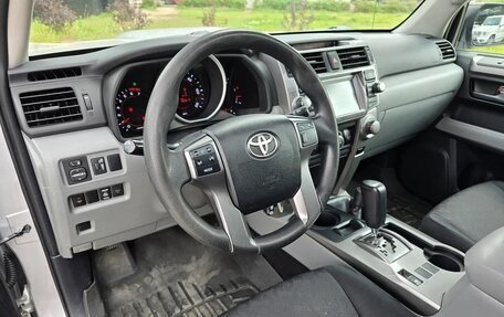 Toyota 4Runner V, 2010 год, 2 700 000 рублей, 5 фотография