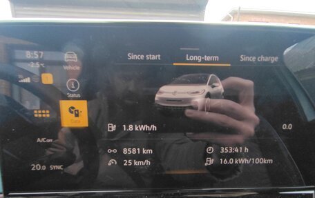 Volkswagen ID.3 I, 2023 год, 2 300 000 рублей, 2 фотография