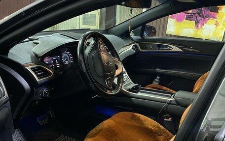 Lincoln MKZ II рестайлинг, 2019 год, 2 100 000 рублей, 8 фотография