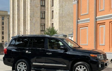 Toyota Land Cruiser 200, 2015 год, 4 350 000 рублей, 3 фотография