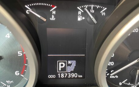 Toyota Land Cruiser 200, 2015 год, 4 350 000 рублей, 9 фотография
