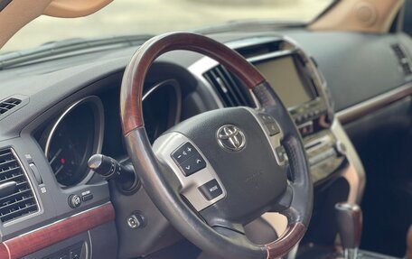Toyota Land Cruiser 200, 2015 год, 4 350 000 рублей, 12 фотография