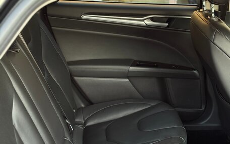 Ford Mondeo V, 2017 год, 1 870 000 рублей, 18 фотография