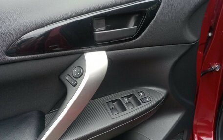 Mitsubishi Eclipse Cross, 2020 год, 2 150 000 рублей, 17 фотография