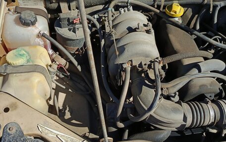 Chevrolet Niva I рестайлинг, 2004 год, 210 000 рублей, 15 фотография
