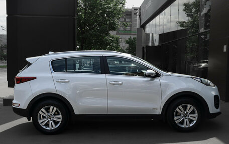 KIA Sportage IV рестайлинг, 2018 год, 2 190 000 рублей, 4 фотография