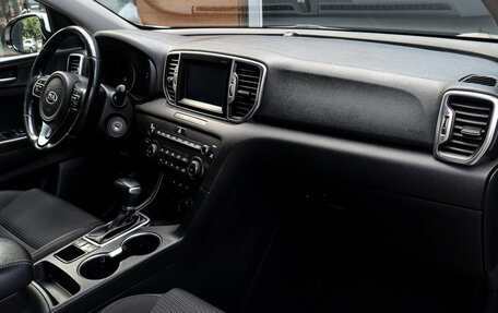 KIA Sportage IV рестайлинг, 2018 год, 2 190 000 рублей, 9 фотография