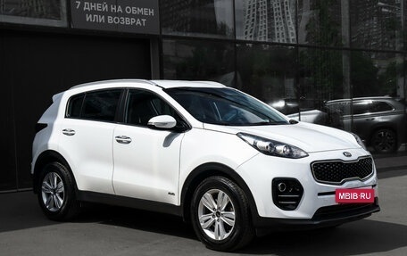 KIA Sportage IV рестайлинг, 2018 год, 2 190 000 рублей, 3 фотография