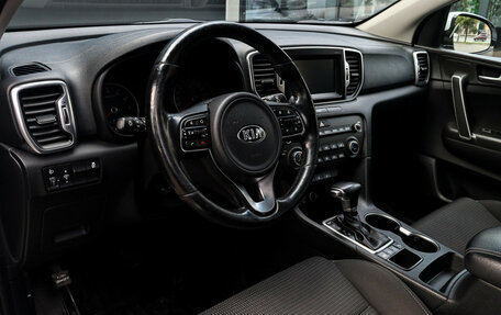 KIA Sportage IV рестайлинг, 2018 год, 2 190 000 рублей, 14 фотография