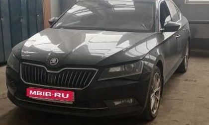 Skoda Superb III рестайлинг, 2016 год, 1 800 000 рублей, 1 фотография