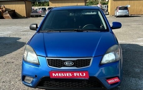 KIA Rio II, 2010 год, 650 000 рублей, 1 фотография