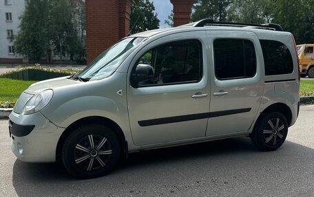 Renault Kangoo II рестайлинг, 2013 год, 1 100 000 рублей, 2 фотография