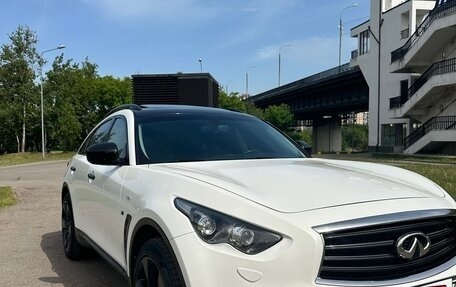 Infiniti QX70, 2014 год, 2 900 000 рублей, 2 фотография