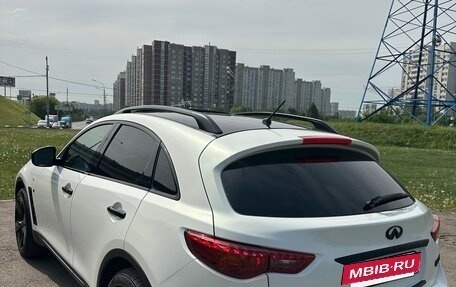 Infiniti QX70, 2014 год, 2 900 000 рублей, 5 фотография