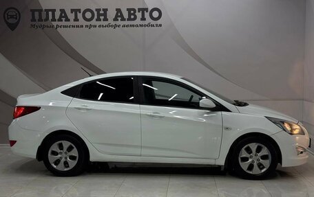 Hyundai Solaris II рестайлинг, 2016 год, 795 000 рублей, 4 фотография
