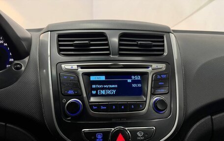 Hyundai Solaris II рестайлинг, 2016 год, 795 000 рублей, 12 фотография