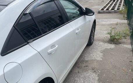 Chevrolet Cruze II, 2010 год, 639 000 рублей, 8 фотография
