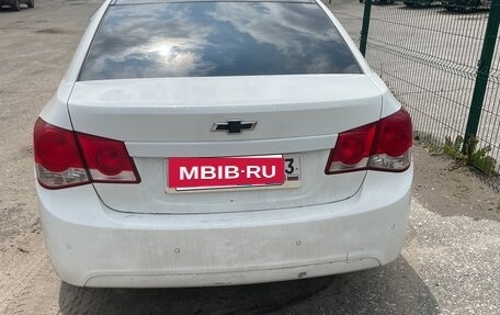 Chevrolet Cruze II, 2010 год, 639 000 рублей, 9 фотография