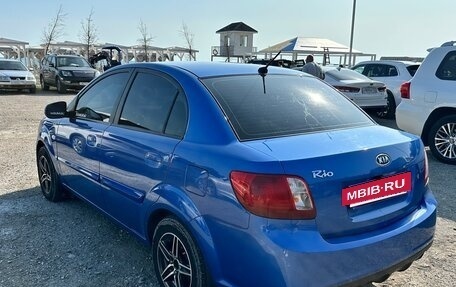 KIA Rio II, 2010 год, 650 000 рублей, 3 фотография
