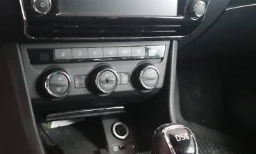 Skoda Superb III рестайлинг, 2016 год, 1 800 000 рублей, 9 фотография