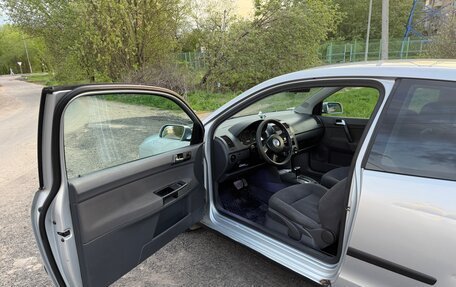 Volkswagen Polo IV рестайлинг, 2002 год, 250 000 рублей, 5 фотография