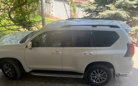 Toyota Land Cruiser Prado 150 рестайлинг 2, 2019 год, 5 990 000 рублей, 5 фотография
