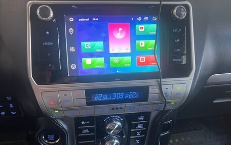 Toyota Land Cruiser Prado 150 рестайлинг 2, 2019 год, 5 990 000 рублей, 8 фотография