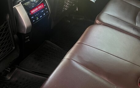 Toyota Land Cruiser Prado 150 рестайлинг 2, 2019 год, 5 990 000 рублей, 14 фотография