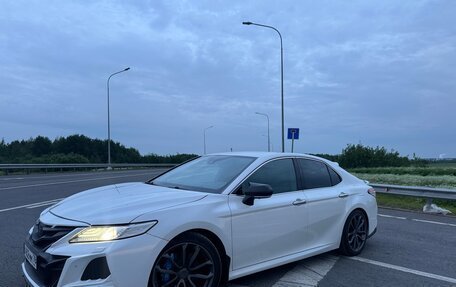 Toyota Camry, 2018 год, 4 100 000 рублей, 10 фотография