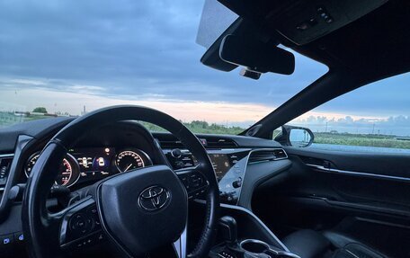Toyota Camry, 2018 год, 4 100 000 рублей, 16 фотография