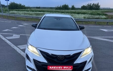 Toyota Camry, 2018 год, 4 100 000 рублей, 8 фотография