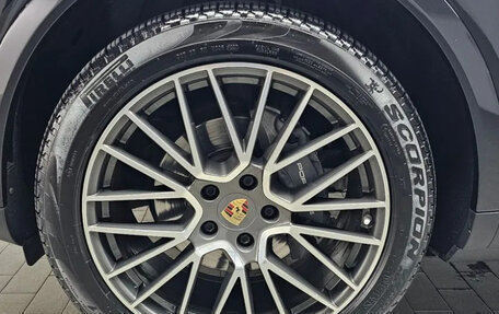 Porsche Cayenne III, 2023 год, 13 880 000 рублей, 10 фотография