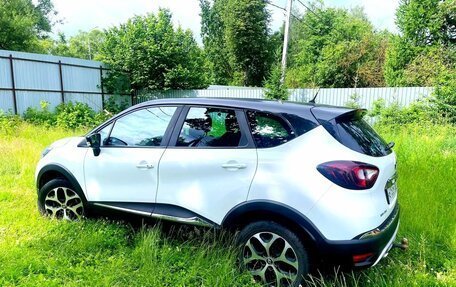Renault Kaptur I рестайлинг, 2017 год, 1 450 000 рублей, 3 фотография