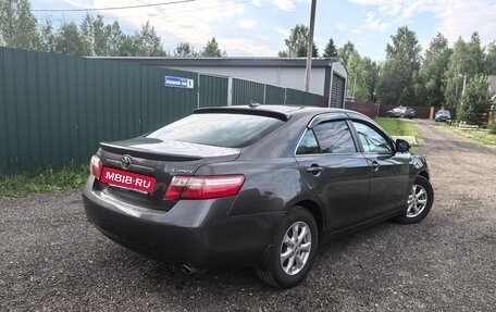 Toyota Camry, 2011 год, 1 500 000 рублей, 4 фотография