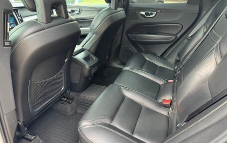 Volvo XC60 II, 2018 год, 3 299 000 рублей, 22 фотография