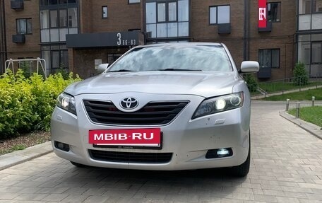 Toyota Camry, 2007 год, 830 000 рублей, 3 фотография