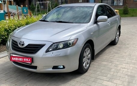 Toyota Camry, 2007 год, 830 000 рублей, 4 фотография