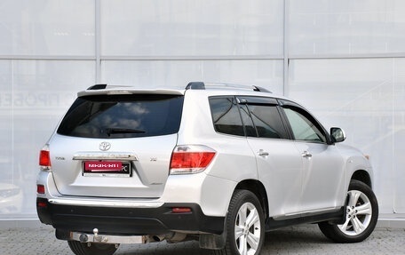 Toyota Highlander III, 2012 год, 1 999 000 рублей, 3 фотография